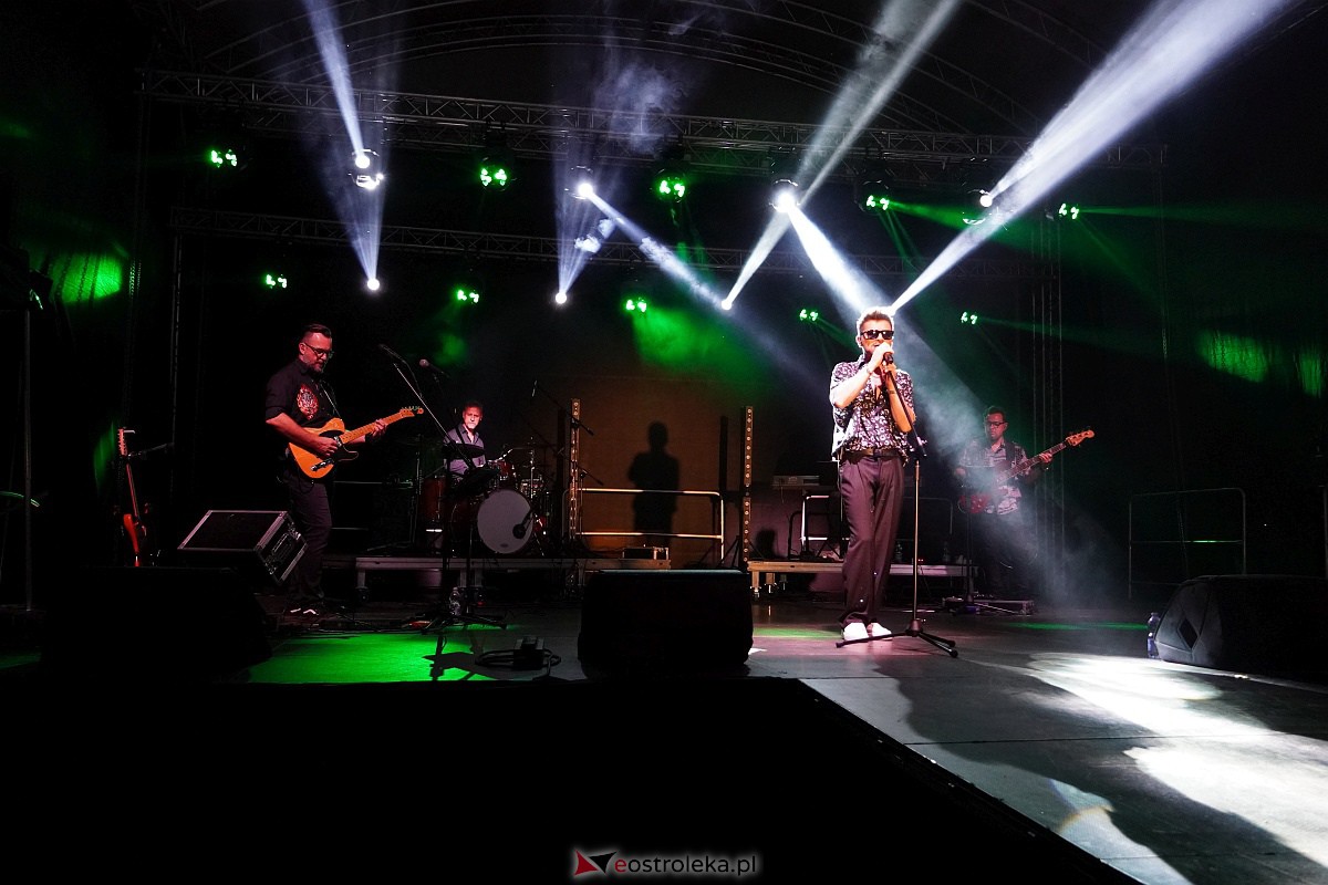 Dożynki gminne w Olszewie-Borkach - Łukasz Zagrobelny z zespołem [26.08.2023] - zdjęcie #103 - eOstroleka.pl