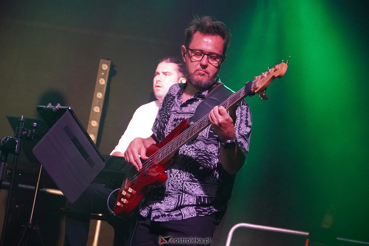 Dożynki gminne w Olszewie-Borkach - Łukasz Zagrobelny z zespołem [26.08.2023] - zdjęcie #97 - eOstroleka.pl