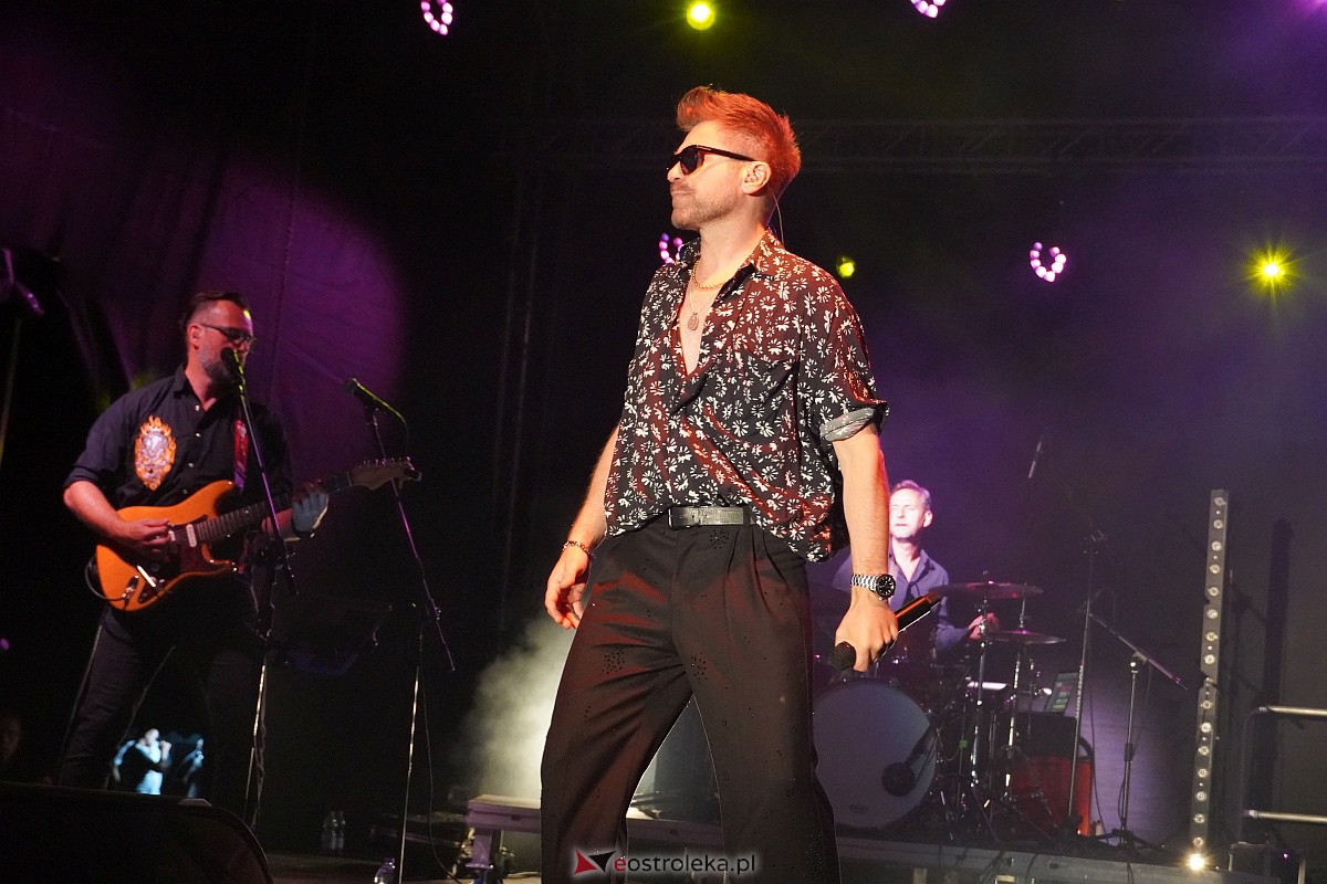 Dożynki gminne w Olszewie-Borkach - Łukasz Zagrobelny z zespołem [26.08.2023] - zdjęcie #78 - eOstroleka.pl