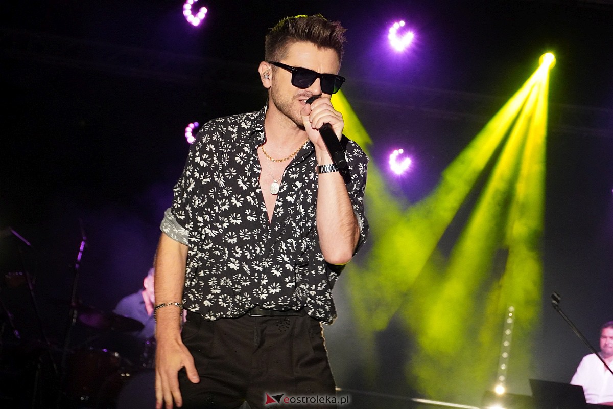 Dożynki gminne w Olszewie-Borkach - Łukasz Zagrobelny z zespołem [26.08.2023] - zdjęcie #70 - eOstroleka.pl