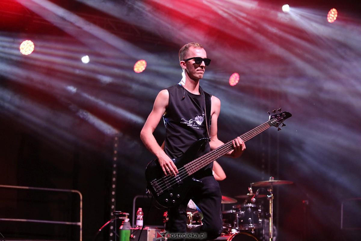 Spontan i Łobuzy na dożynkach w Olszewie-Borkach [26.08.2023] - zdjęcie #231 - eOstroleka.pl