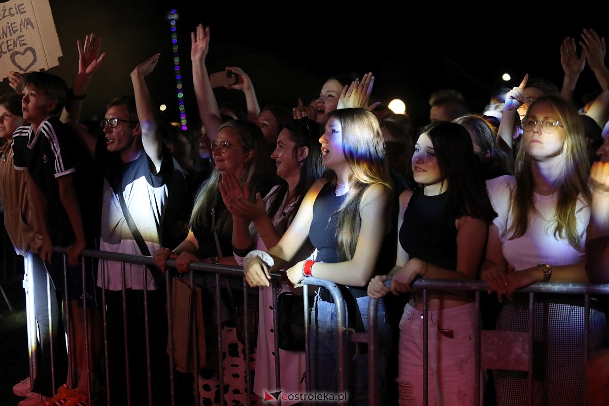 Spontan i Łobuzy na dożynkach w Olszewie-Borkach [26.08.2023] - zdjęcie #227 - eOstroleka.pl