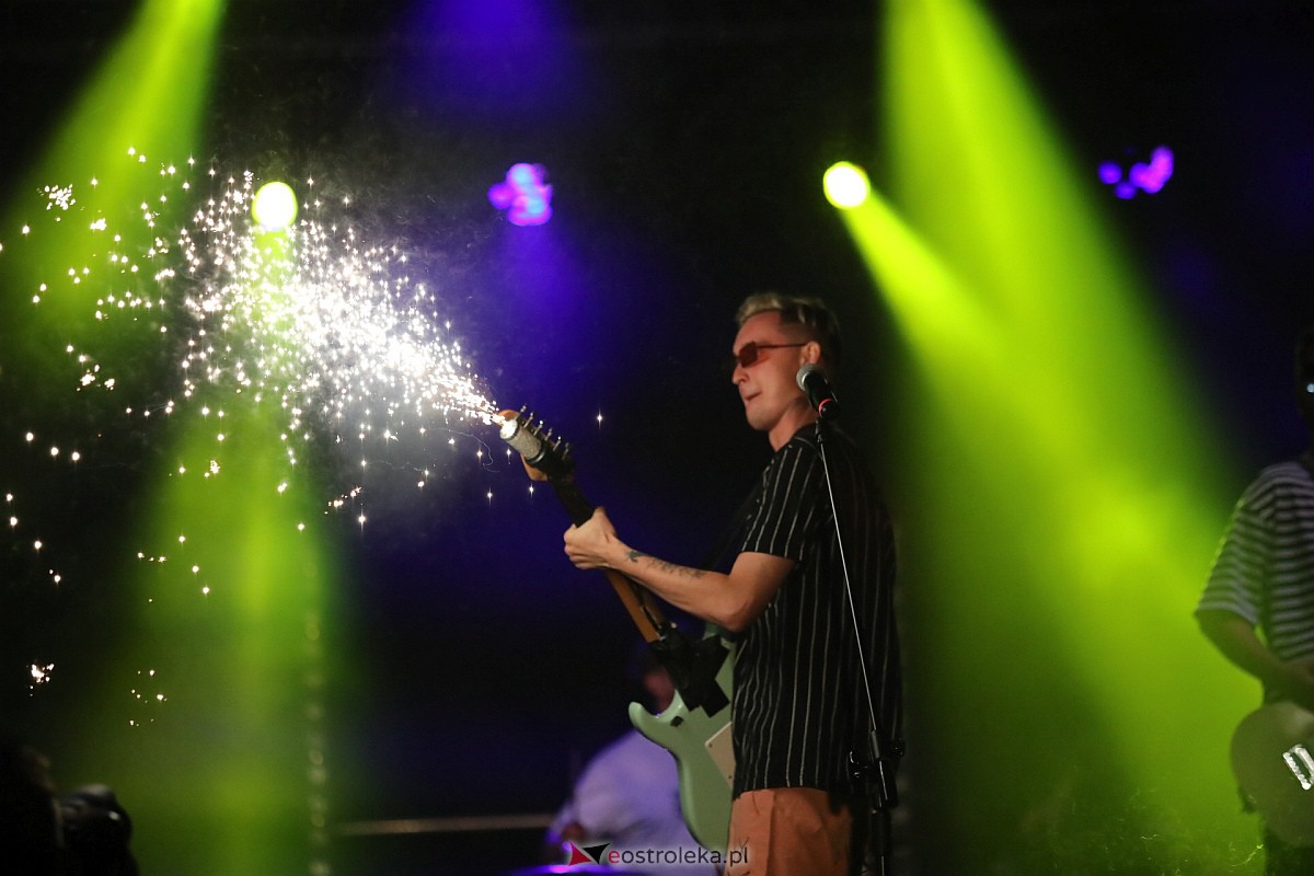 Spontan i Łobuzy na dożynkach w Olszewie-Borkach [26.08.2023] - zdjęcie #214 - eOstroleka.pl