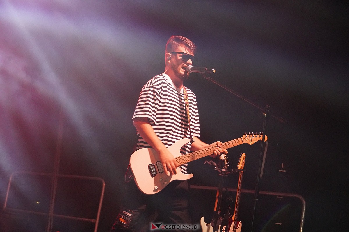 Spontan i Łobuzy na dożynkach w Olszewie-Borkach [26.08.2023] - zdjęcie #194 - eOstroleka.pl