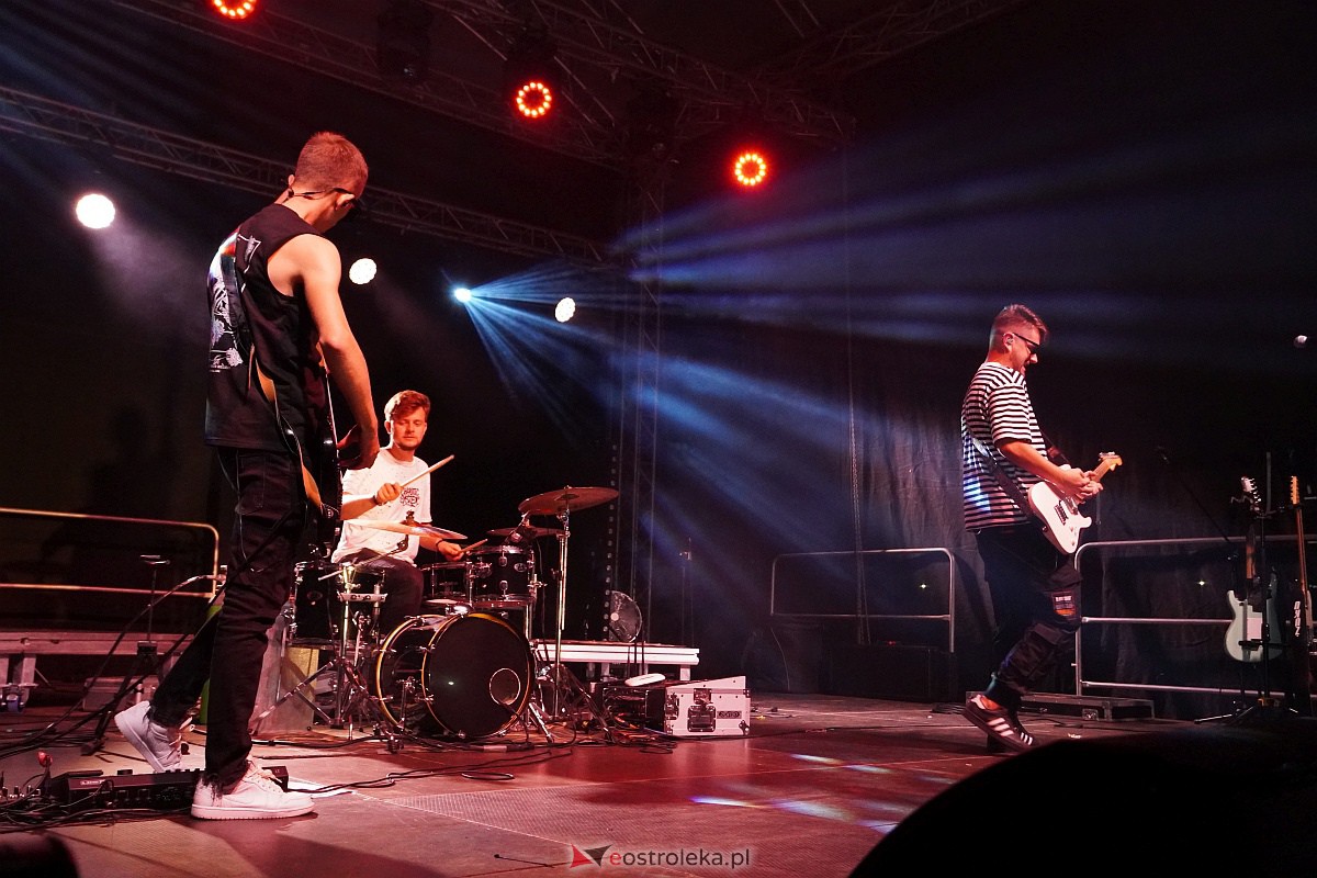 Spontan i Łobuzy na dożynkach w Olszewie-Borkach [26.08.2023] - zdjęcie #190 - eOstroleka.pl