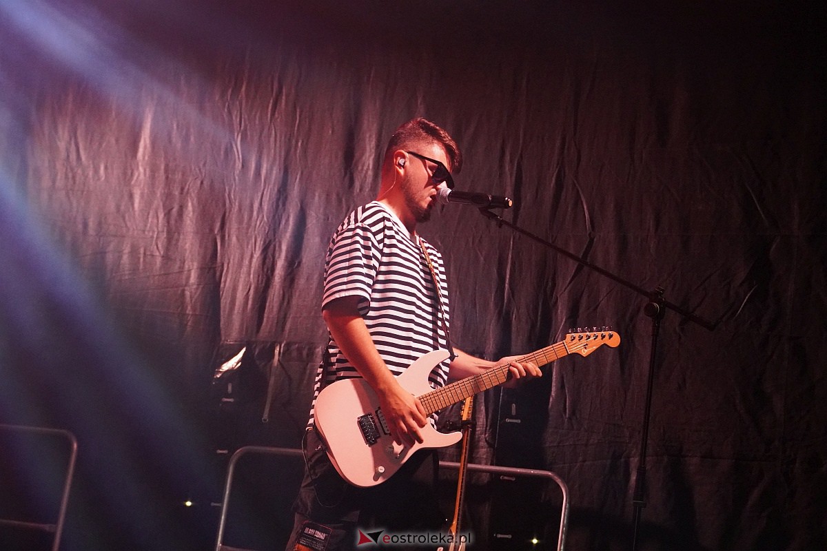 Spontan i Łobuzy na dożynkach w Olszewie-Borkach [26.08.2023] - zdjęcie #185 - eOstroleka.pl