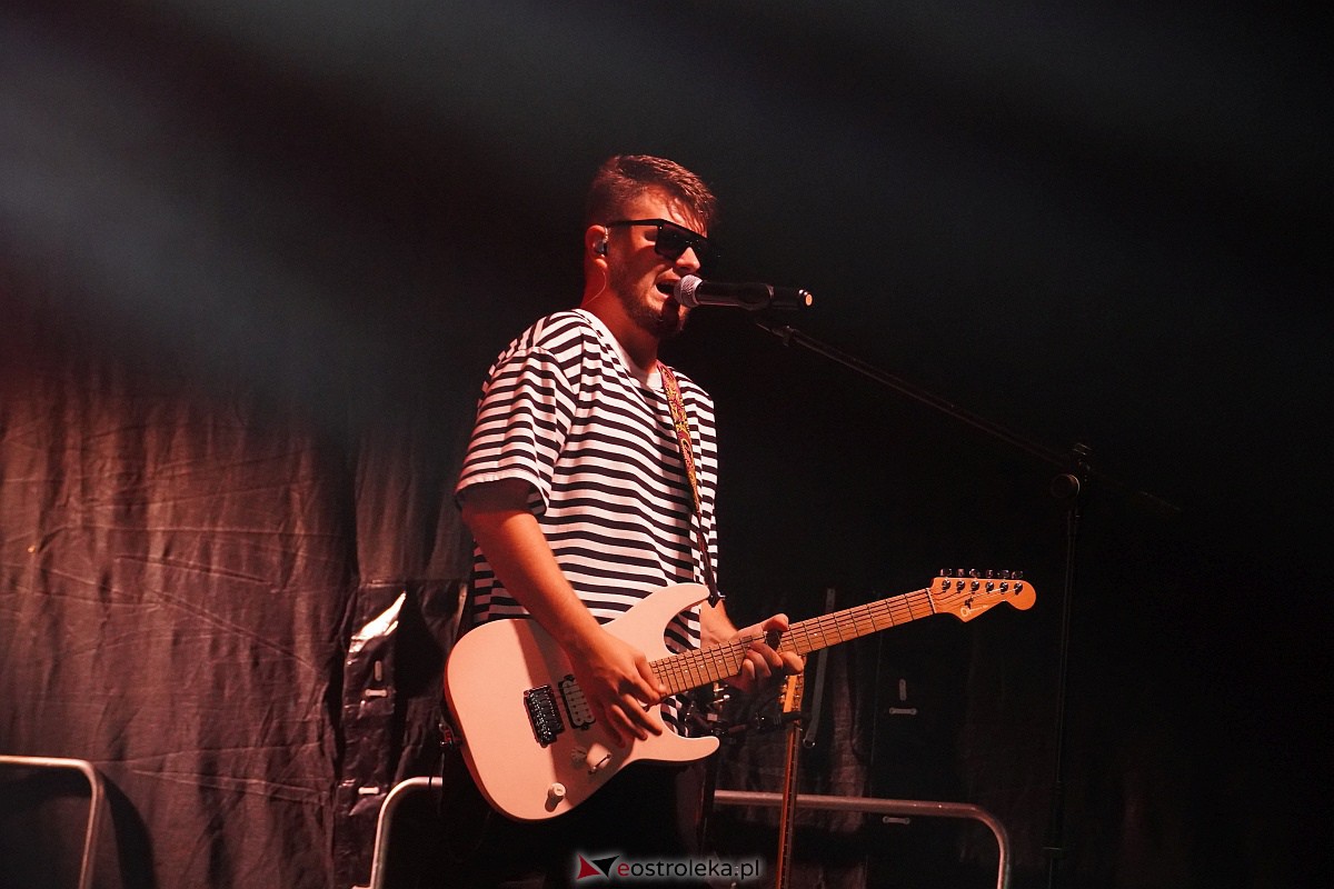 Spontan i Łobuzy na dożynkach w Olszewie-Borkach [26.08.2023] - zdjęcie #184 - eOstroleka.pl