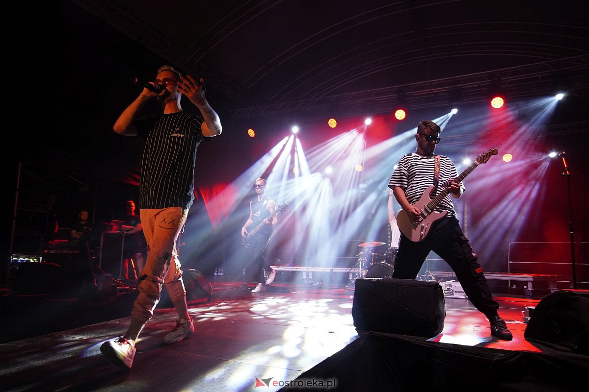 Spontan i Łobuzy na dożynkach w Olszewie-Borkach [26.08.2023] - zdjęcie #167 - eOstroleka.pl