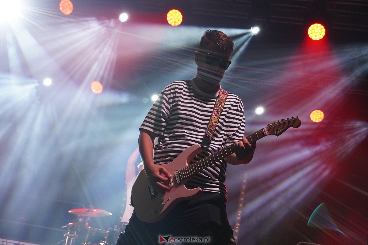 Spontan i Łobuzy na dożynkach w Olszewie-Borkach [26.08.2023] - zdjęcie #166 - eOstroleka.pl