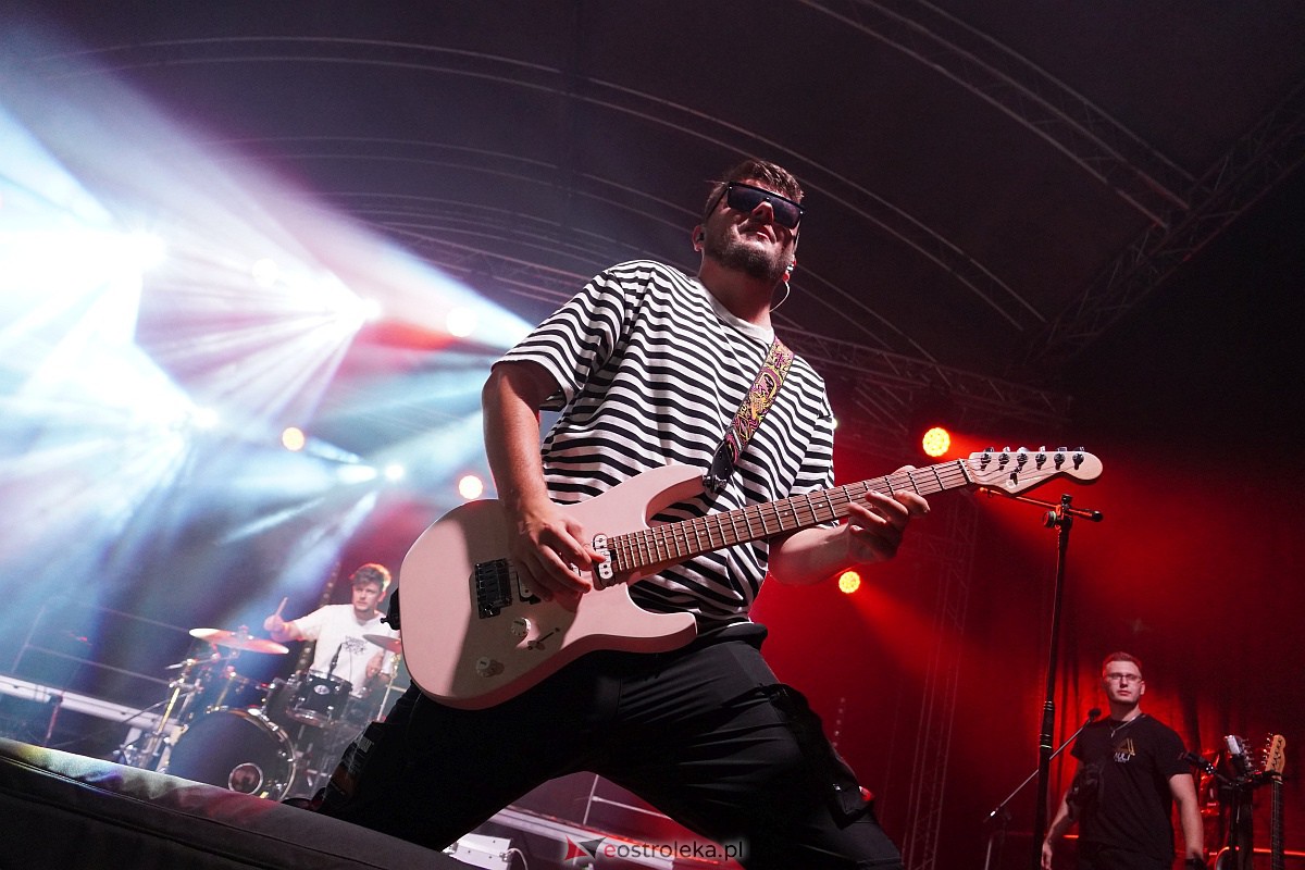 Spontan i Łobuzy na dożynkach w Olszewie-Borkach [26.08.2023] - zdjęcie #161 - eOstroleka.pl