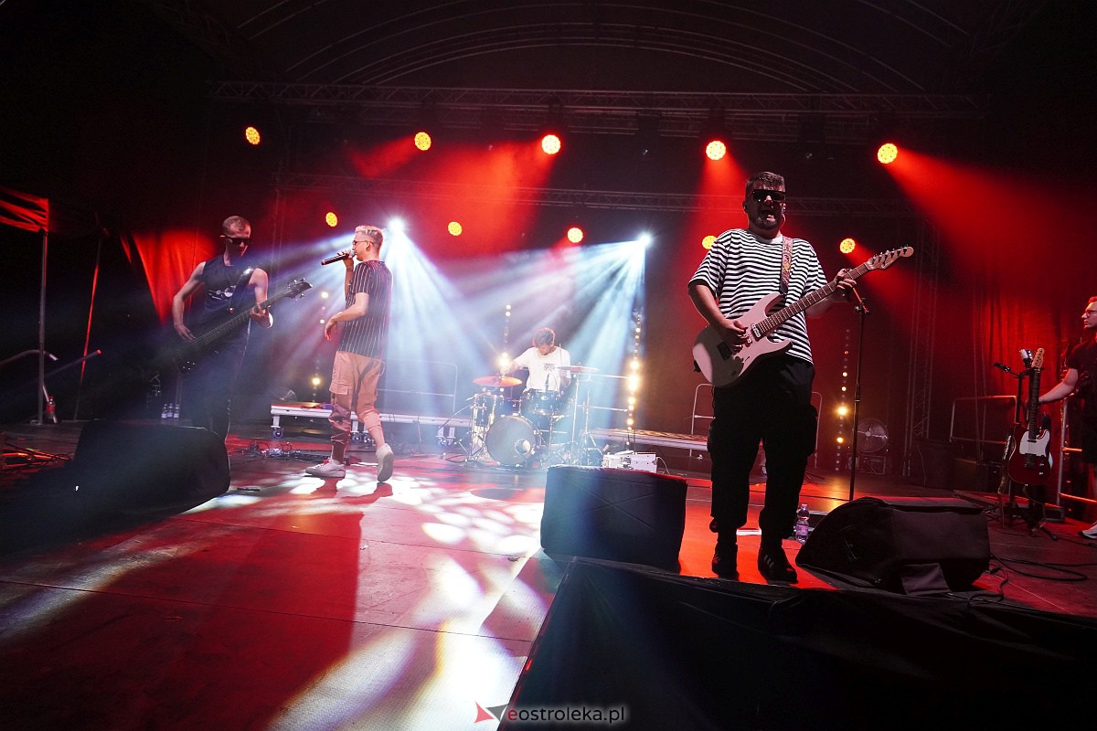 Spontan i Łobuzy na dożynkach w Olszewie-Borkach [26.08.2023] - zdjęcie #158 - eOstroleka.pl