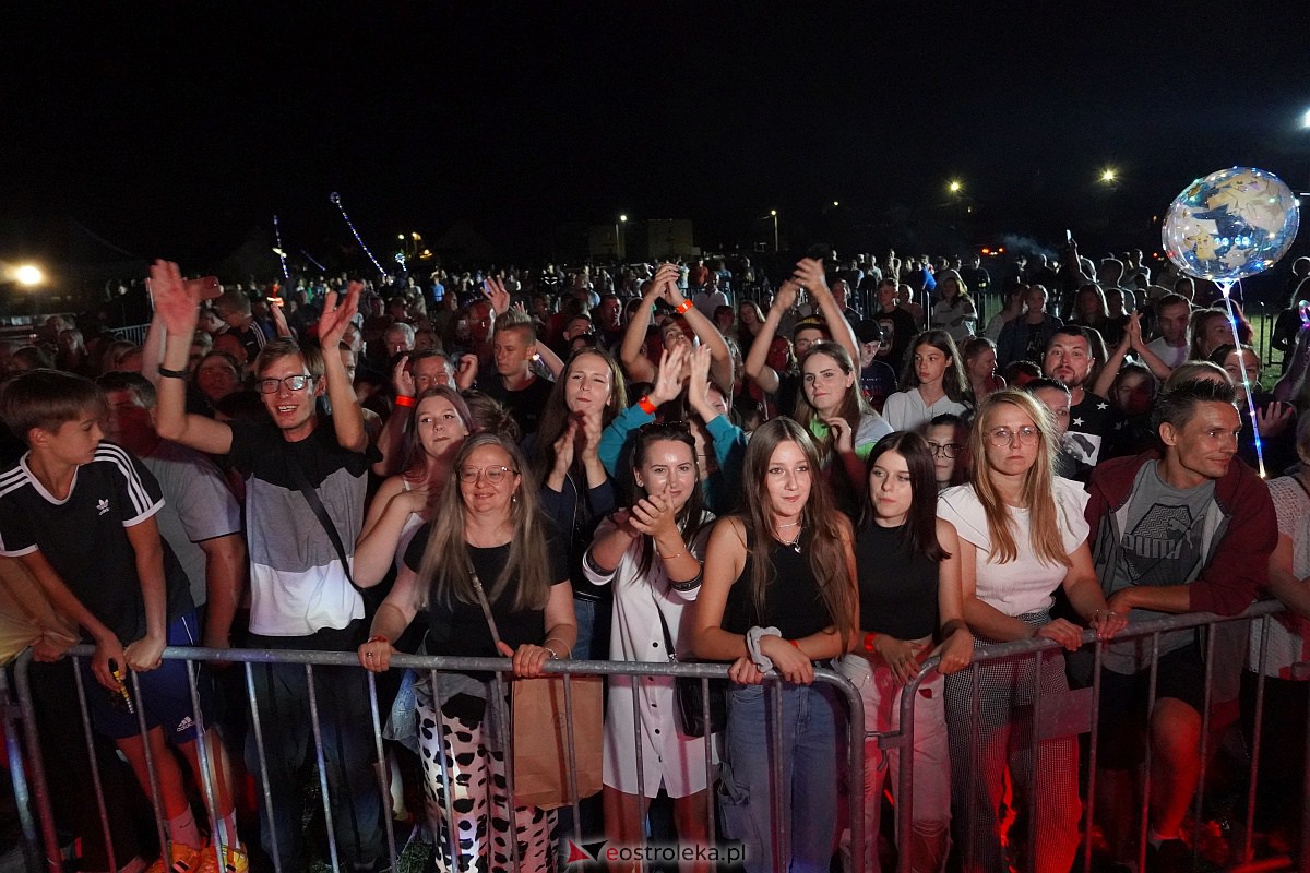 Spontan i Łobuzy na dożynkach w Olszewie-Borkach [26.08.2023] - zdjęcie #149 - eOstroleka.pl