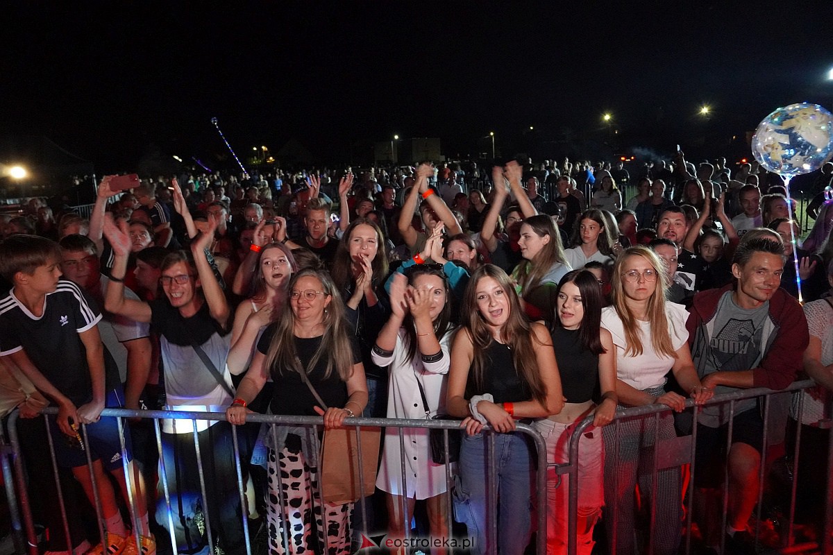 Spontan i Łobuzy na dożynkach w Olszewie-Borkach [26.08.2023] - zdjęcie #148 - eOstroleka.pl