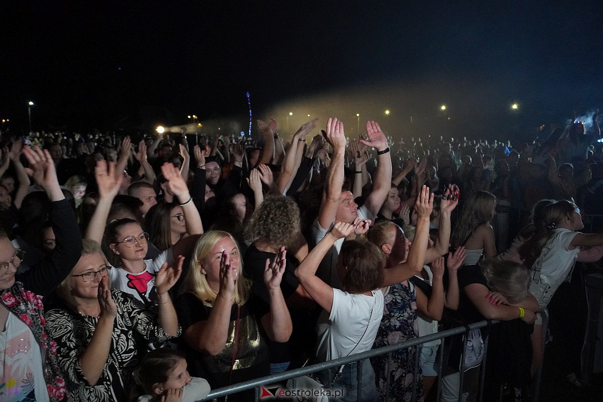 Spontan i Łobuzy na dożynkach w Olszewie-Borkach [26.08.2023] - zdjęcie #128 - eOstroleka.pl