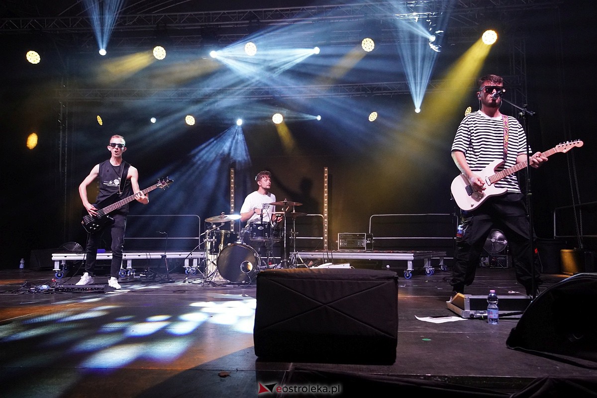 Spontan i Łobuzy na dożynkach w Olszewie-Borkach [26.08.2023] - zdjęcie #124 - eOstroleka.pl