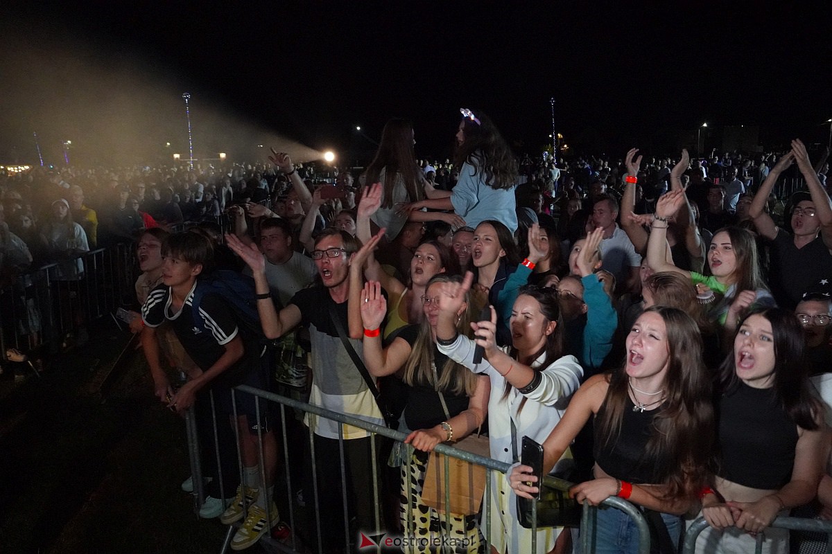 Spontan i Łobuzy na dożynkach w Olszewie-Borkach [26.08.2023] - zdjęcie #118 - eOstroleka.pl