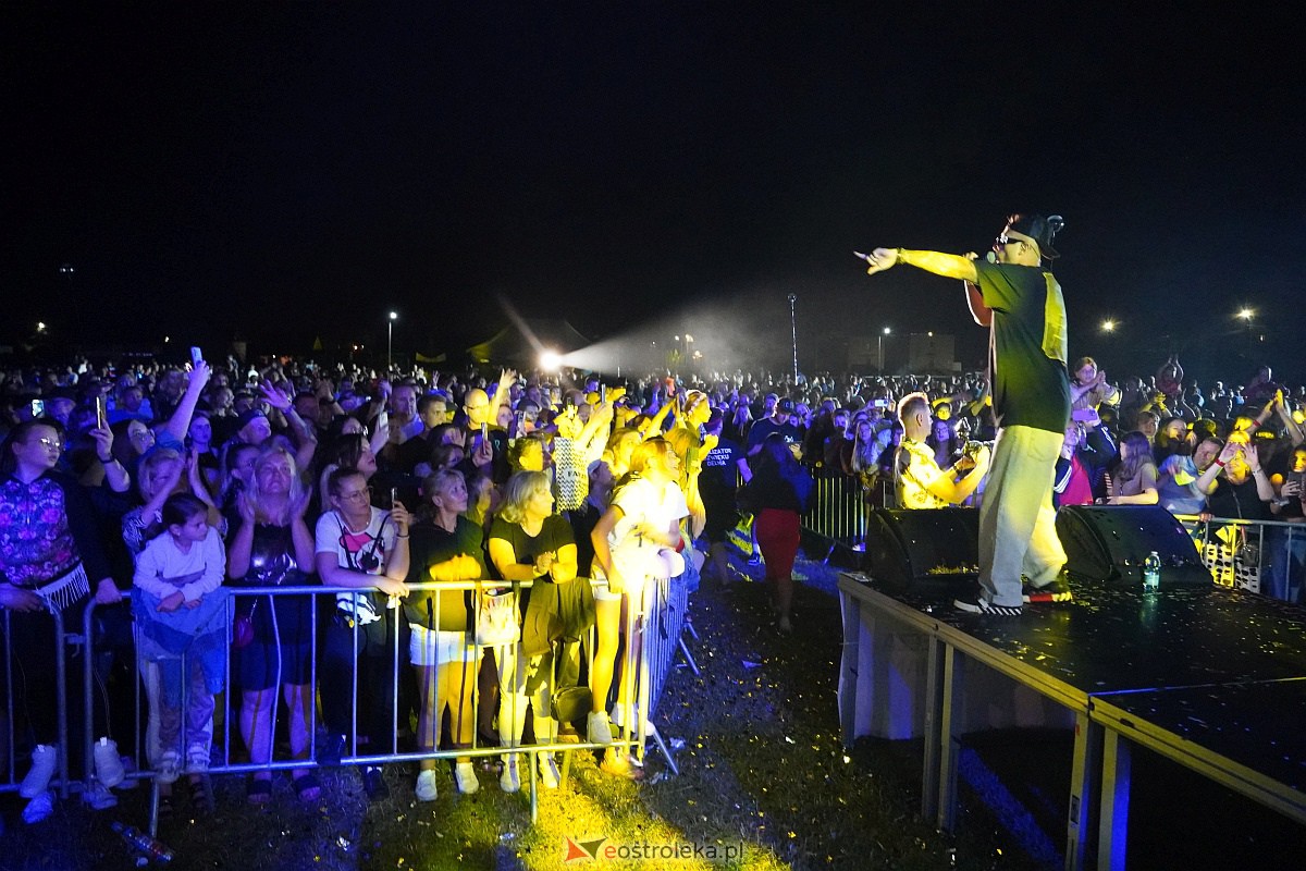 Spontan i Łobuzy na dożynkach w Olszewie-Borkach [26.08.2023] - zdjęcie #93 - eOstroleka.pl