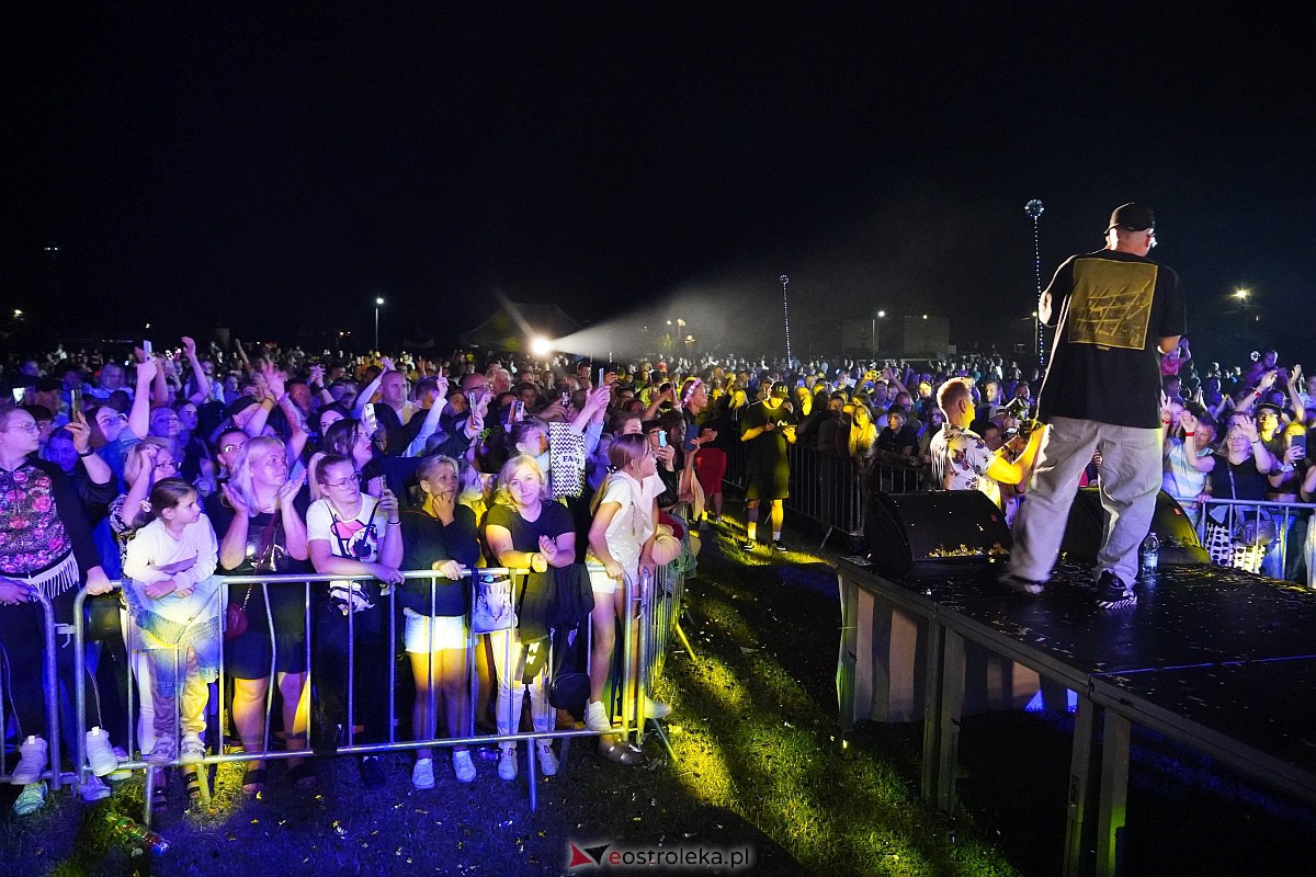 Spontan i Łobuzy na dożynkach w Olszewie-Borkach [26.08.2023] - zdjęcie #92 - eOstroleka.pl
