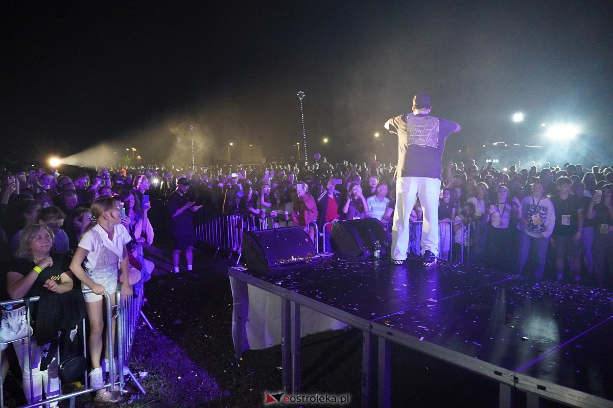 Spontan i Łobuzy na dożynkach w Olszewie-Borkach [26.08.2023] - zdjęcie #64 - eOstroleka.pl