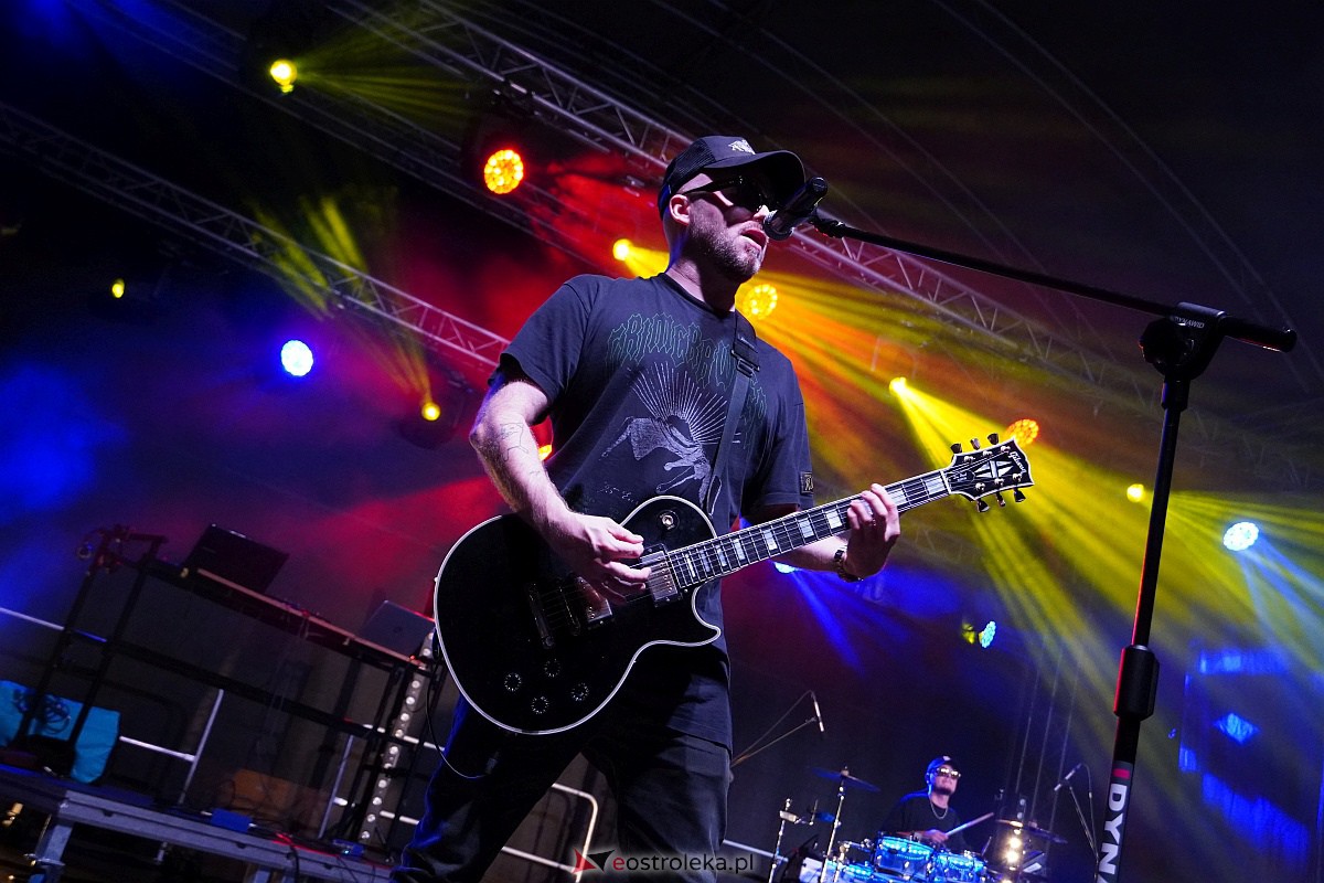 Spontan i Łobuzy na dożynkach w Olszewie-Borkach [26.08.2023] - zdjęcie #39 - eOstroleka.pl