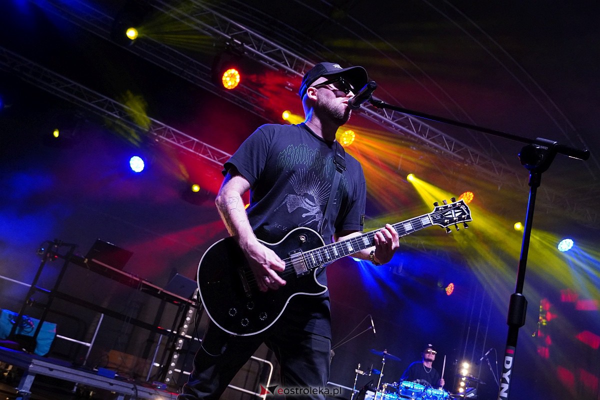 Spontan i Łobuzy na dożynkach w Olszewie-Borkach [26.08.2023] - zdjęcie #38 - eOstroleka.pl