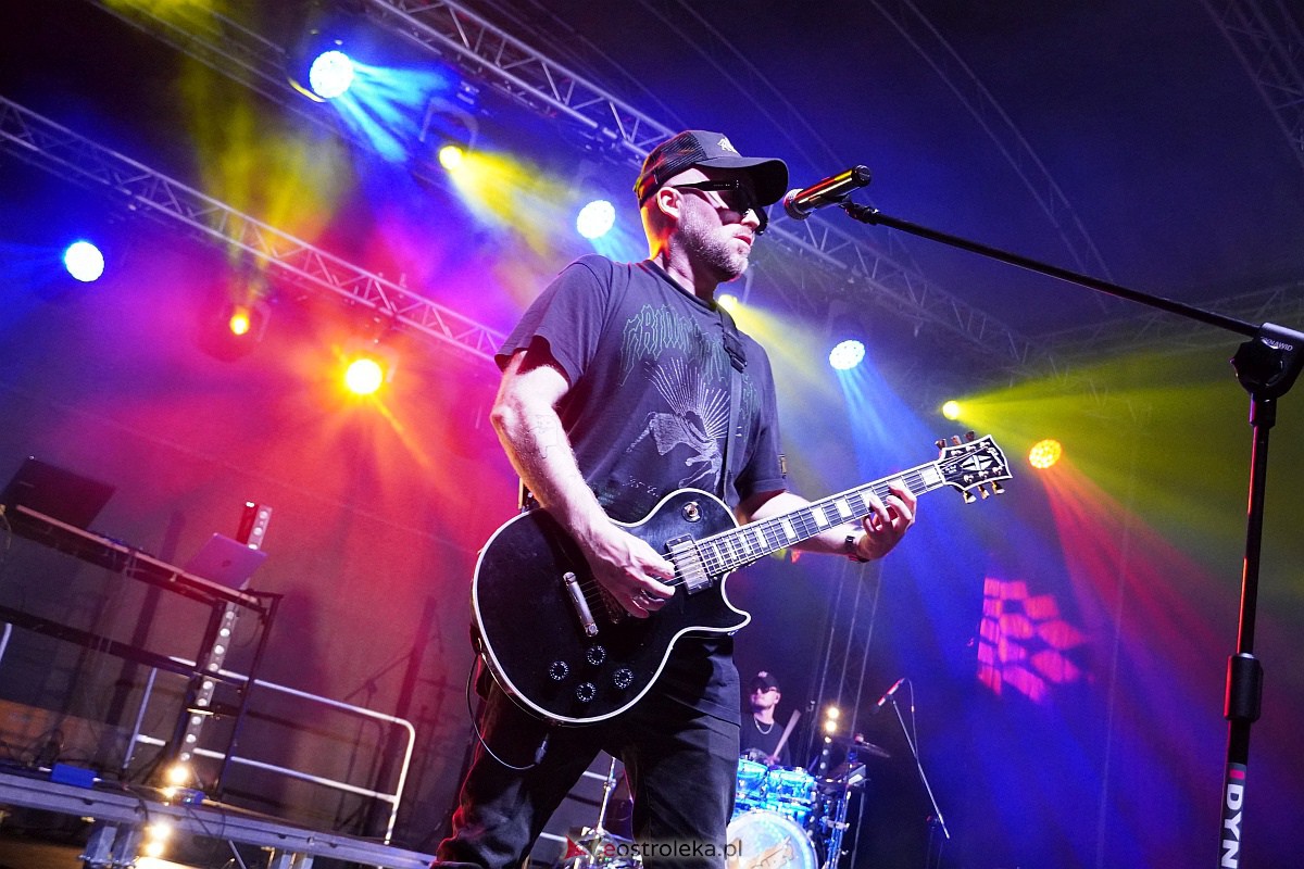 Spontan i Łobuzy na dożynkach w Olszewie-Borkach [26.08.2023] - zdjęcie #35 - eOstroleka.pl