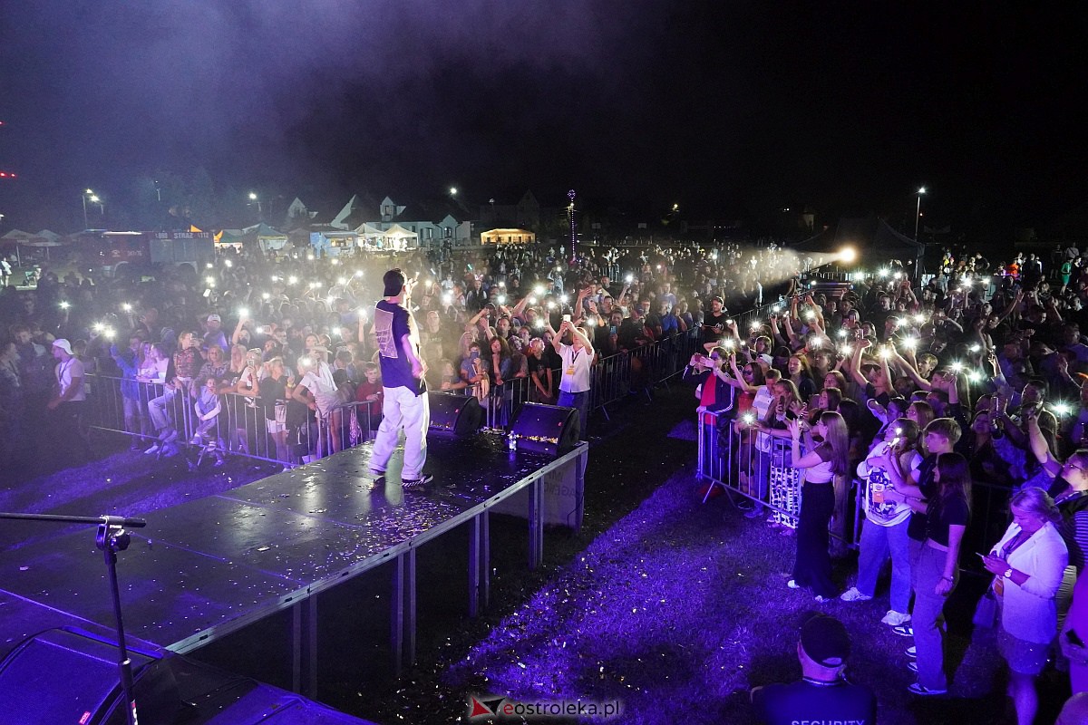 Spontan i Łobuzy na dożynkach w Olszewie-Borkach [26.08.2023] - zdjęcie #26 - eOstroleka.pl