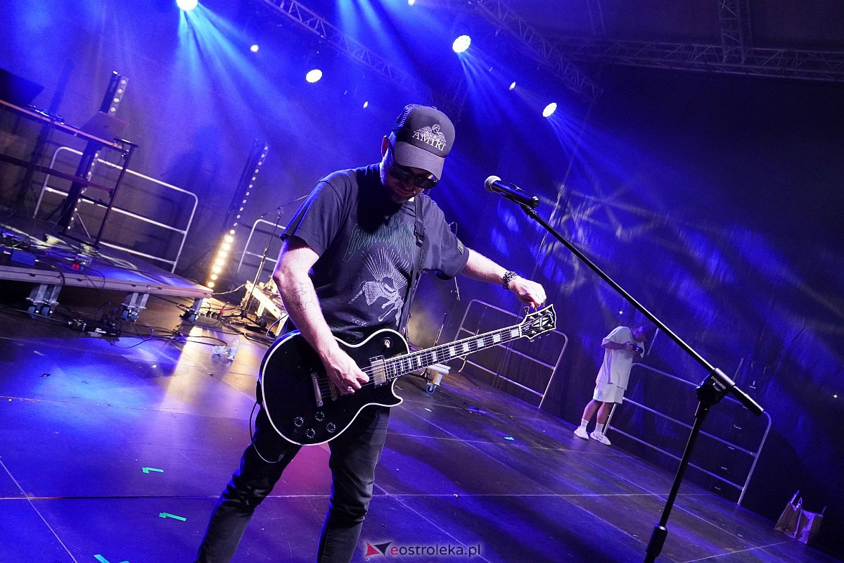 Spontan i Łobuzy na dożynkach w Olszewie-Borkach [26.08.2023] - zdjęcie #19 - eOstroleka.pl