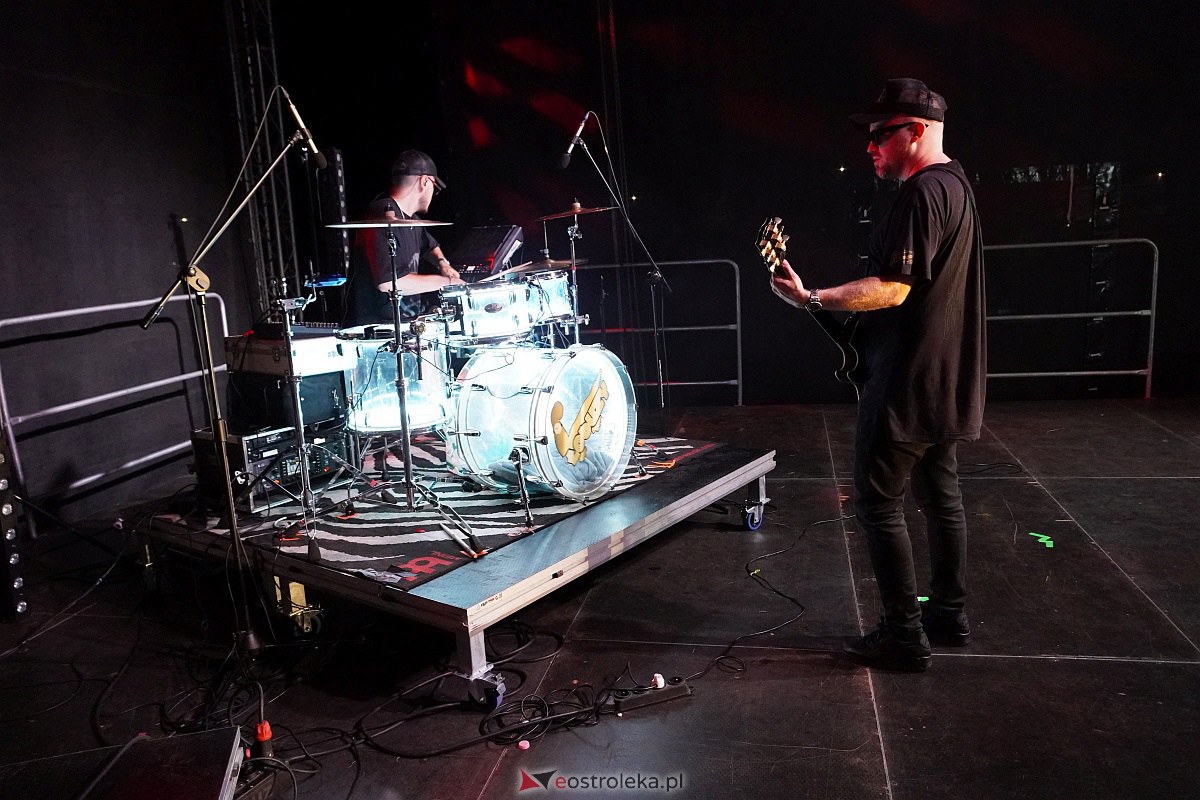 Spontan i Łobuzy na dożynkach w Olszewie-Borkach [26.08.2023] - zdjęcie #4 - eOstroleka.pl