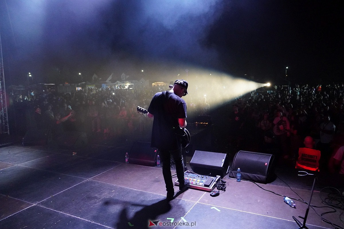 Spontan i Łobuzy na dożynkach w Olszewie-Borkach [26.08.2023] - zdjęcie #1 - eOstroleka.pl