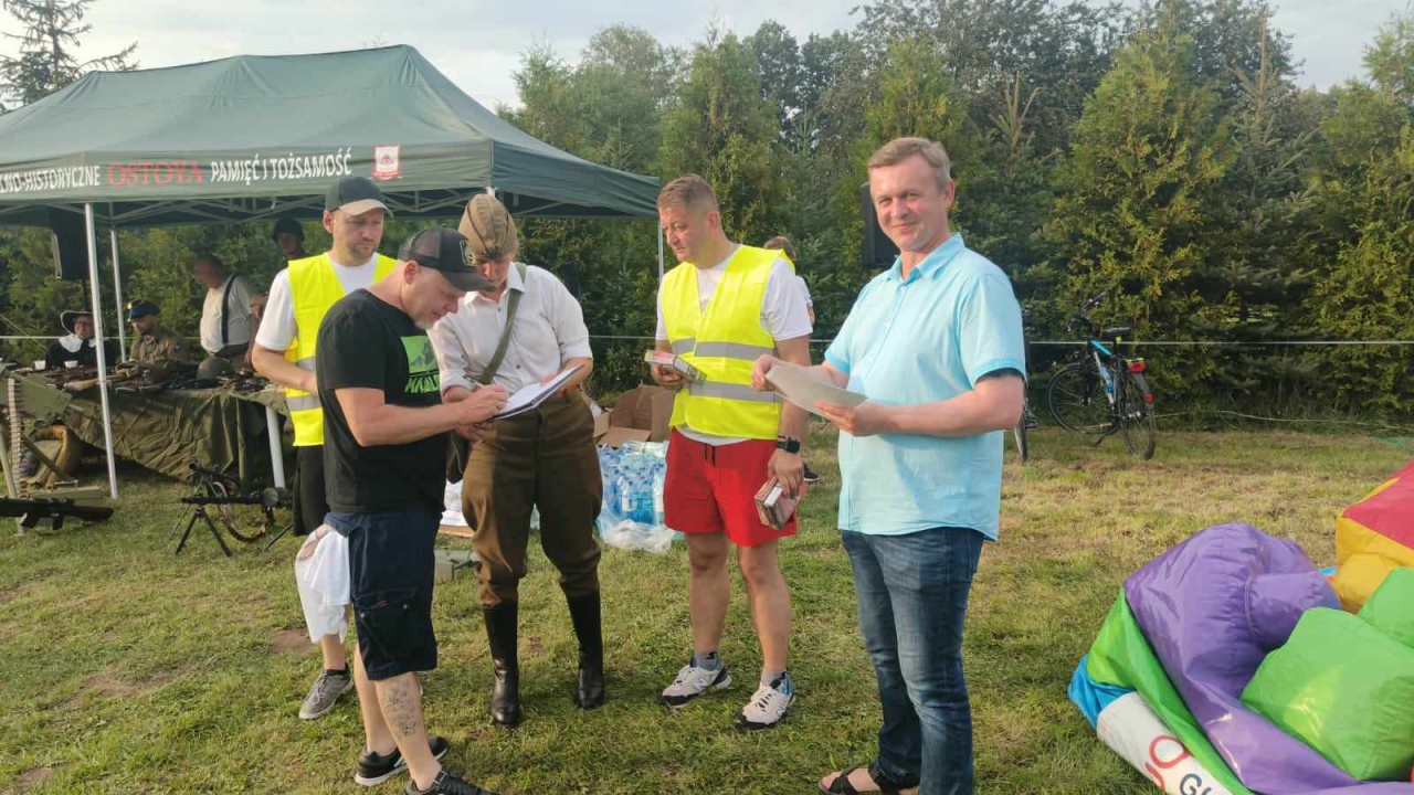 Rajd Rowerowy „Rowerem przez historię” [26.08.2023] - zdjęcie #41 - eOstroleka.pl