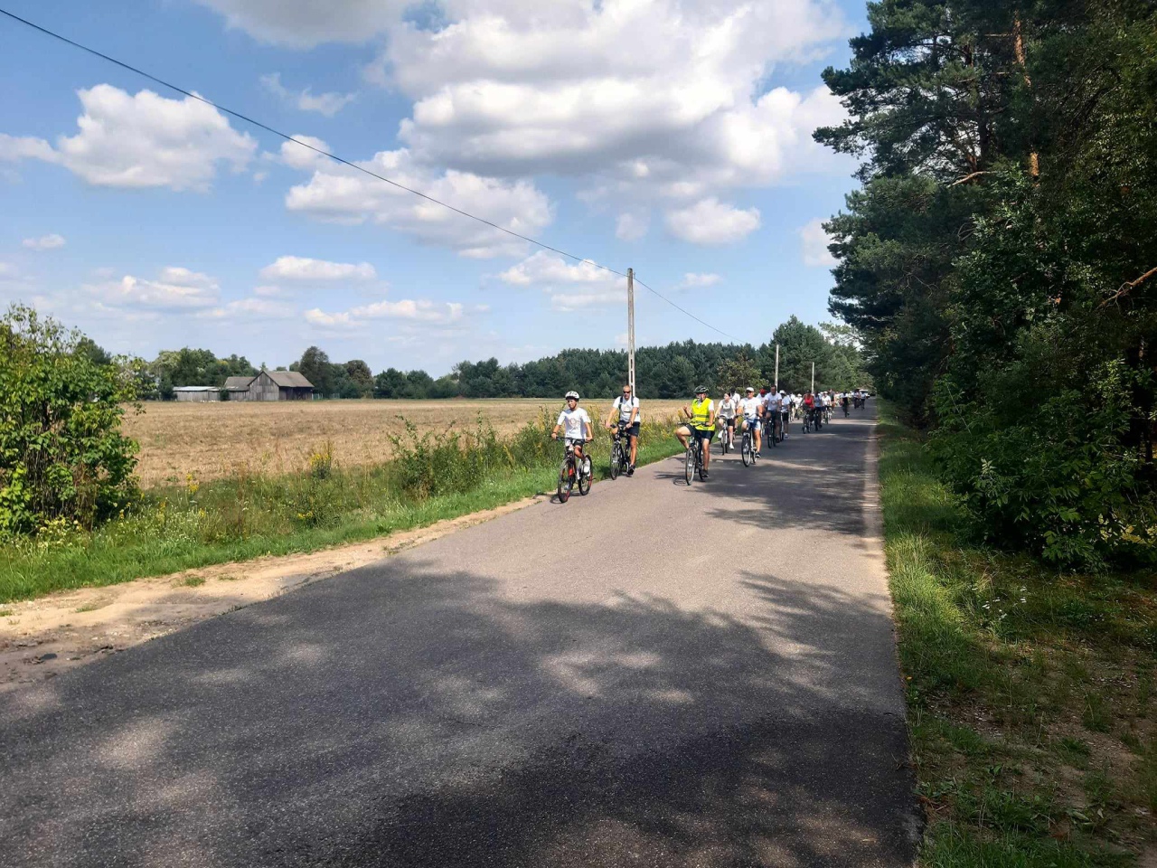 Rajd Rowerowy „Rowerem przez historię” [26.08.2023] - zdjęcie #30 - eOstroleka.pl