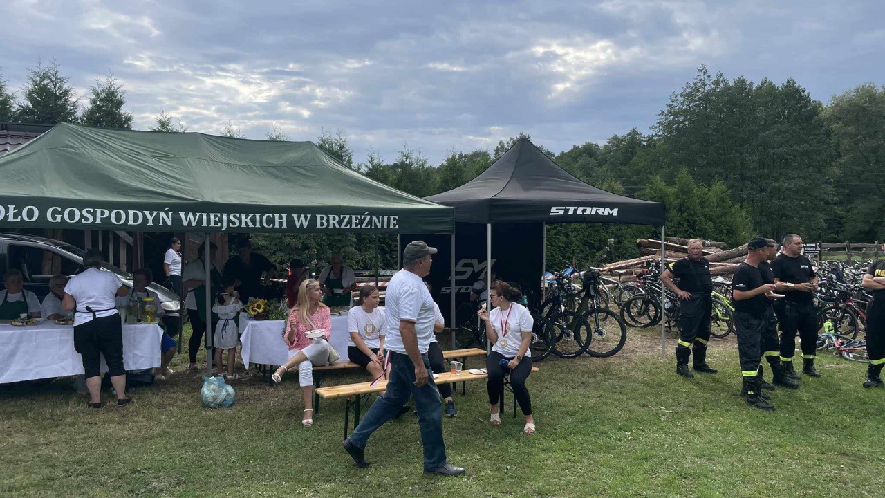 Rajd Rowerowy „Rowerem przez historię” [26.08.2023] - zdjęcie #24 - eOstroleka.pl