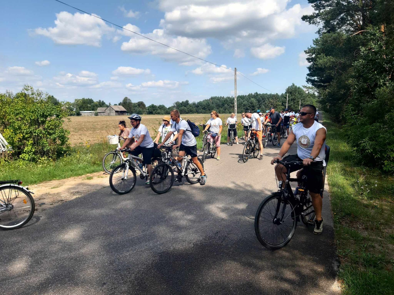 Rajd Rowerowy „Rowerem przez historię” [26.08.2023] - zdjęcie #23 - eOstroleka.pl