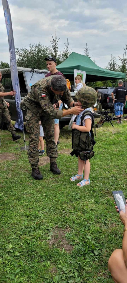 Rajd Rowerowy „Rowerem przez historię” [26.08.2023] - zdjęcie #10 - eOstroleka.pl