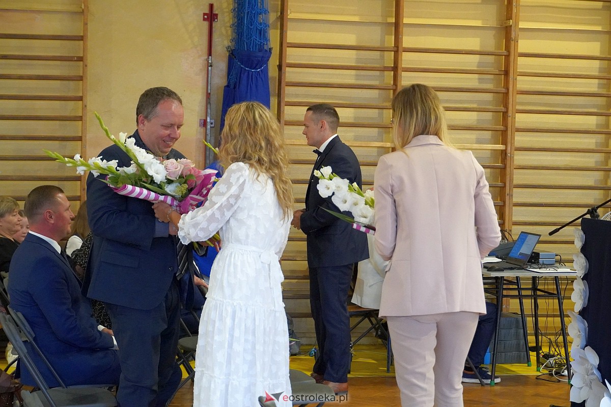 Uroczystość wręczania aktów nadania stopnia awansu nauczycielom mianowanym w Ostrołęce [28.08.2023] - zdjęcie #20 - eOstroleka.pl