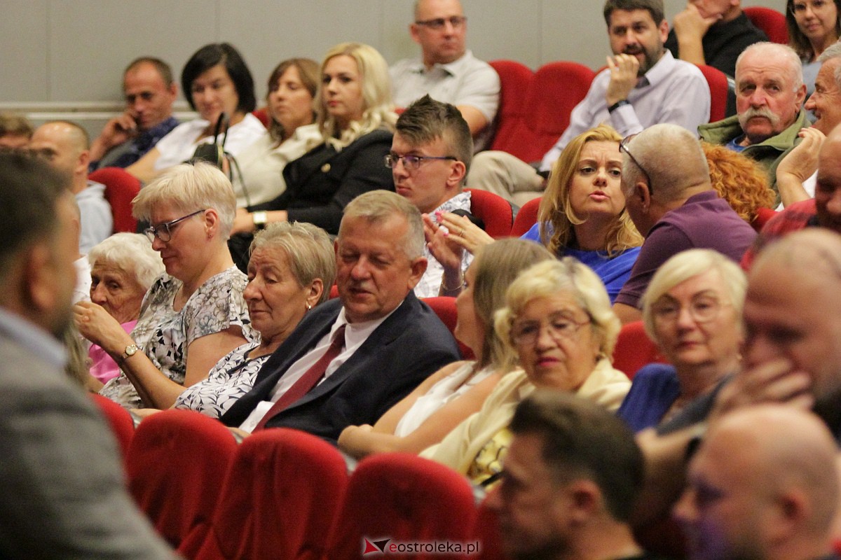 Minister Edukacji i Nauki Przemysław Czarnek w Ostrołęce [28.08.2023] - zdjęcie #60 - eOstroleka.pl