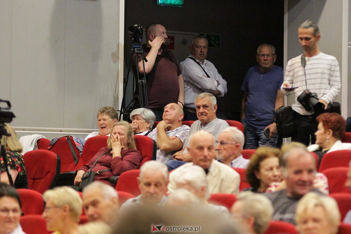 Minister Edukacji i Nauki Przemysław Czarnek w Ostrołęce [28.08.2023] - zdjęcie #55 - eOstroleka.pl