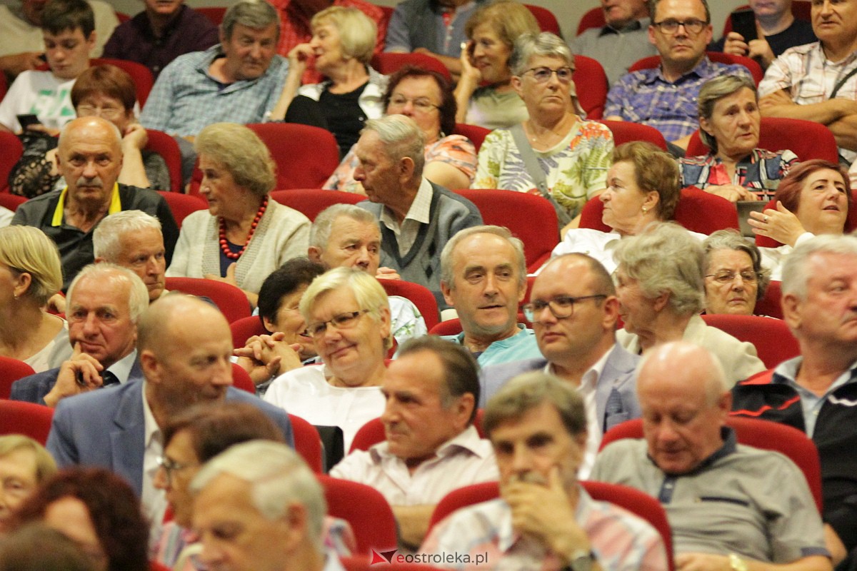Minister Edukacji i Nauki Przemysław Czarnek w Ostrołęce [28.08.2023] - zdjęcie #49 - eOstroleka.pl