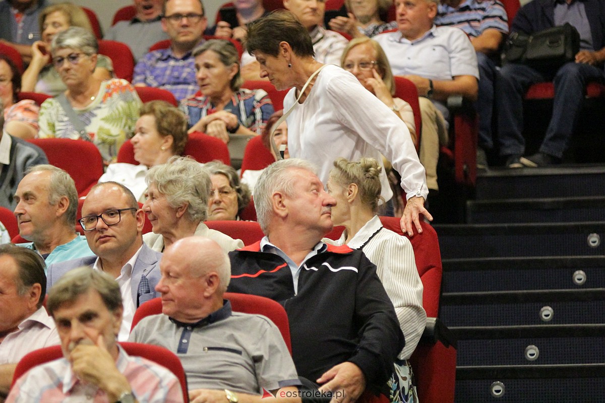 Minister Edukacji i Nauki Przemysław Czarnek w Ostrołęce [28.08.2023] - zdjęcie #47 - eOstroleka.pl
