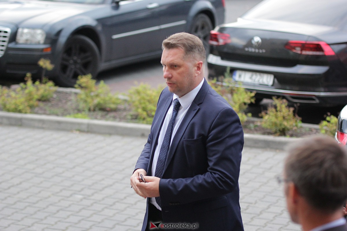 Minister Edukacji i Nauki Przemysław Czarnek w Ostrołęce [28.08.2023] - zdjęcie #37 - eOstroleka.pl