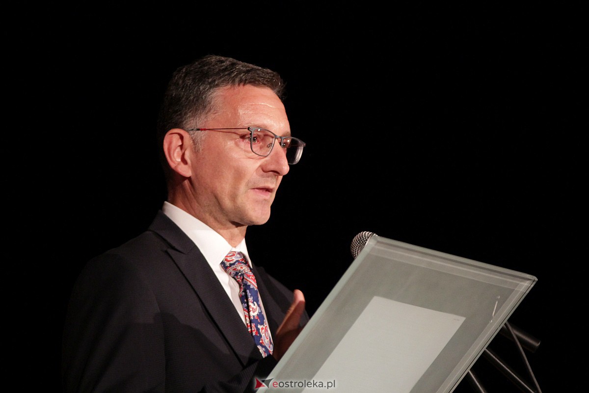 Minister Edukacji i Nauki Przemysław Czarnek w Ostrołęce [28.08.2023] - zdjęcie #28 - eOstroleka.pl