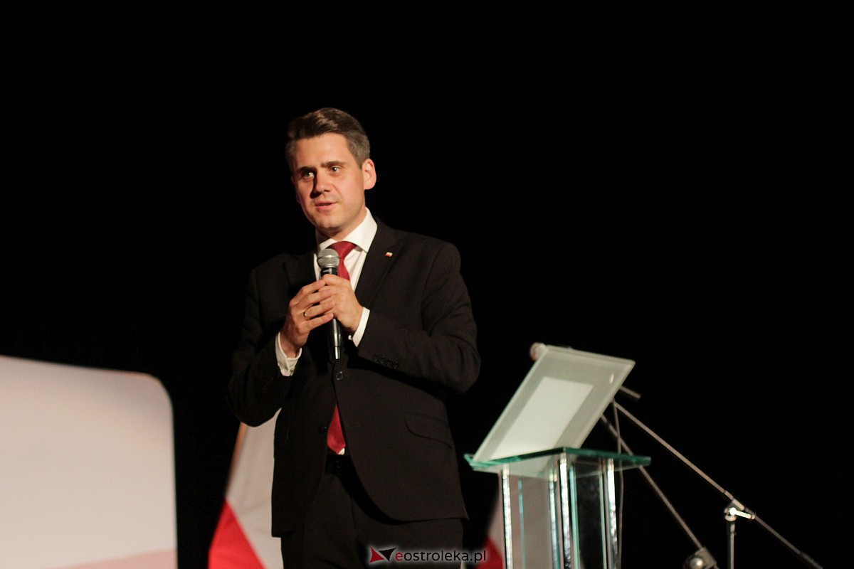 Minister Edukacji i Nauki Przemysław Czarnek w Ostrołęce [28.08.2023] - zdjęcie #26 - eOstroleka.pl