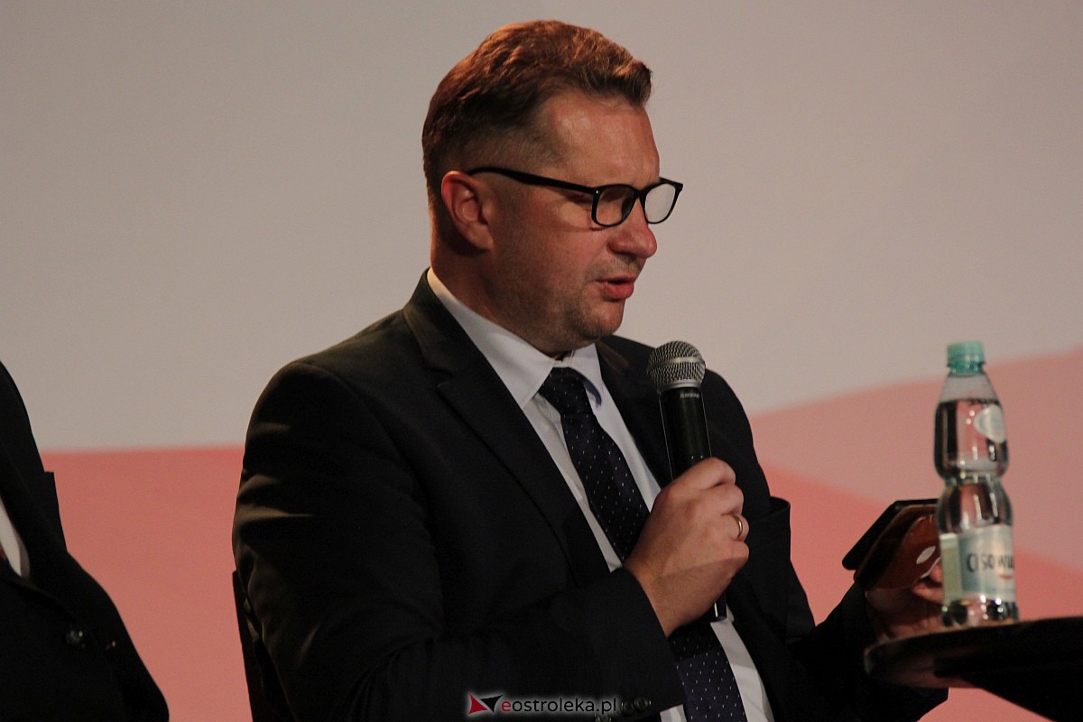 Minister Edukacji i Nauki Przemysław Czarnek w Ostrołęce [28.08.2023] - zdjęcie #17 - eOstroleka.pl