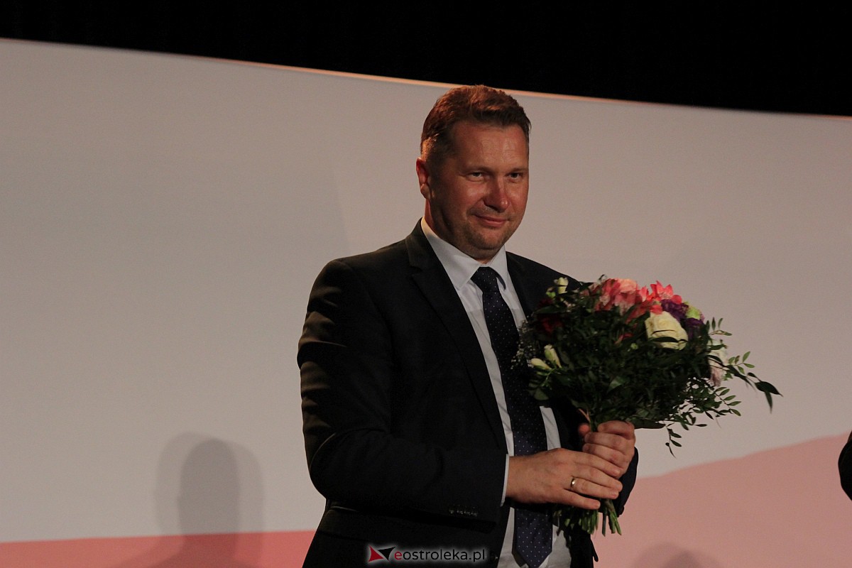 Minister Edukacji i Nauki Przemysław Czarnek w Ostrołęce [28.08.2023] - zdjęcie #11 - eOstroleka.pl