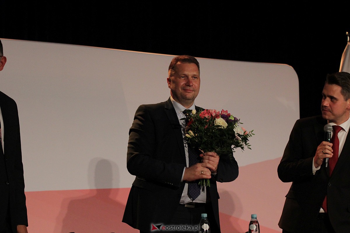 Minister Edukacji i Nauki Przemysław Czarnek w Ostrołęce [28.08.2023] - zdjęcie #10 - eOstroleka.pl