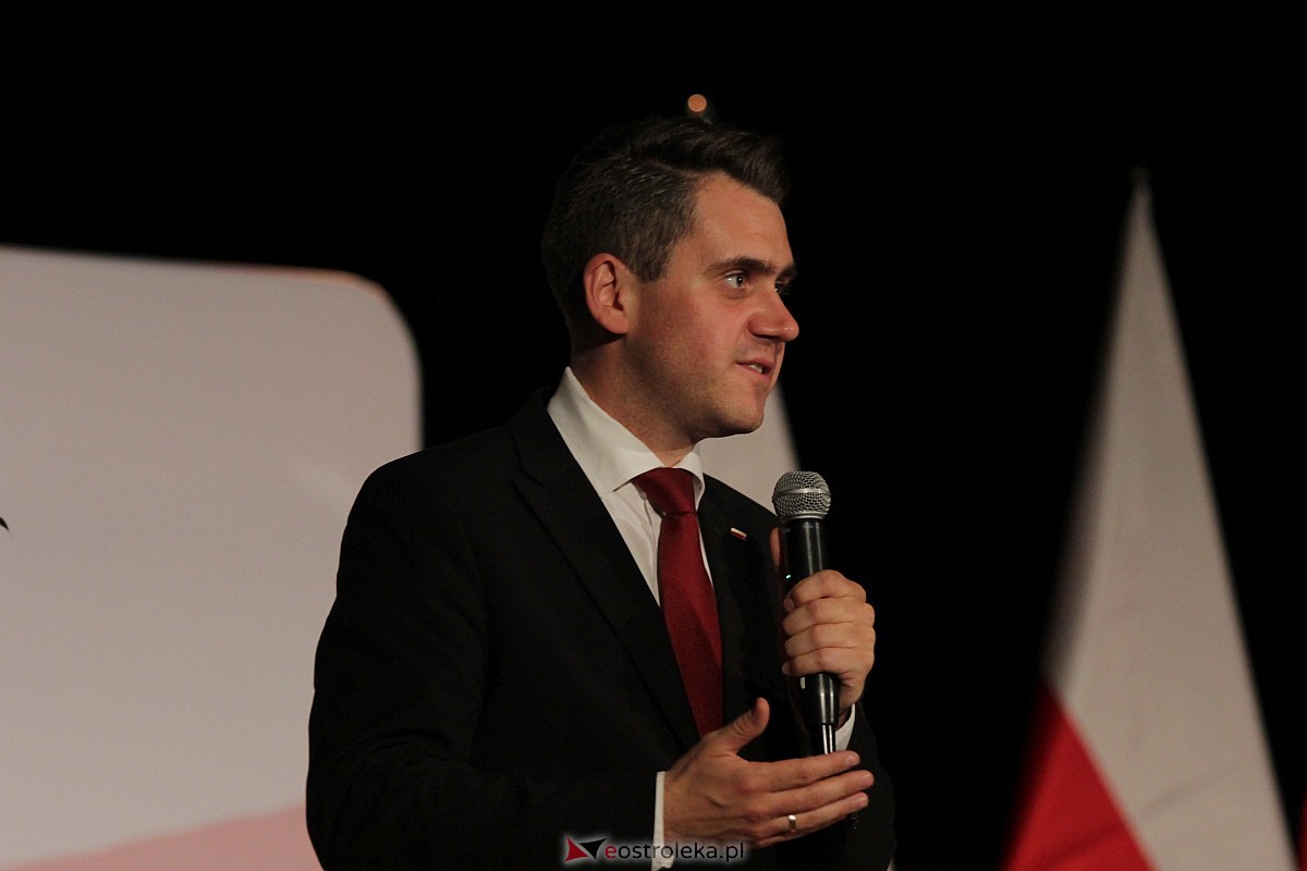 Minister Edukacji i Nauki Przemysław Czarnek w Ostrołęce [28.08.2023] - zdjęcie #6 - eOstroleka.pl