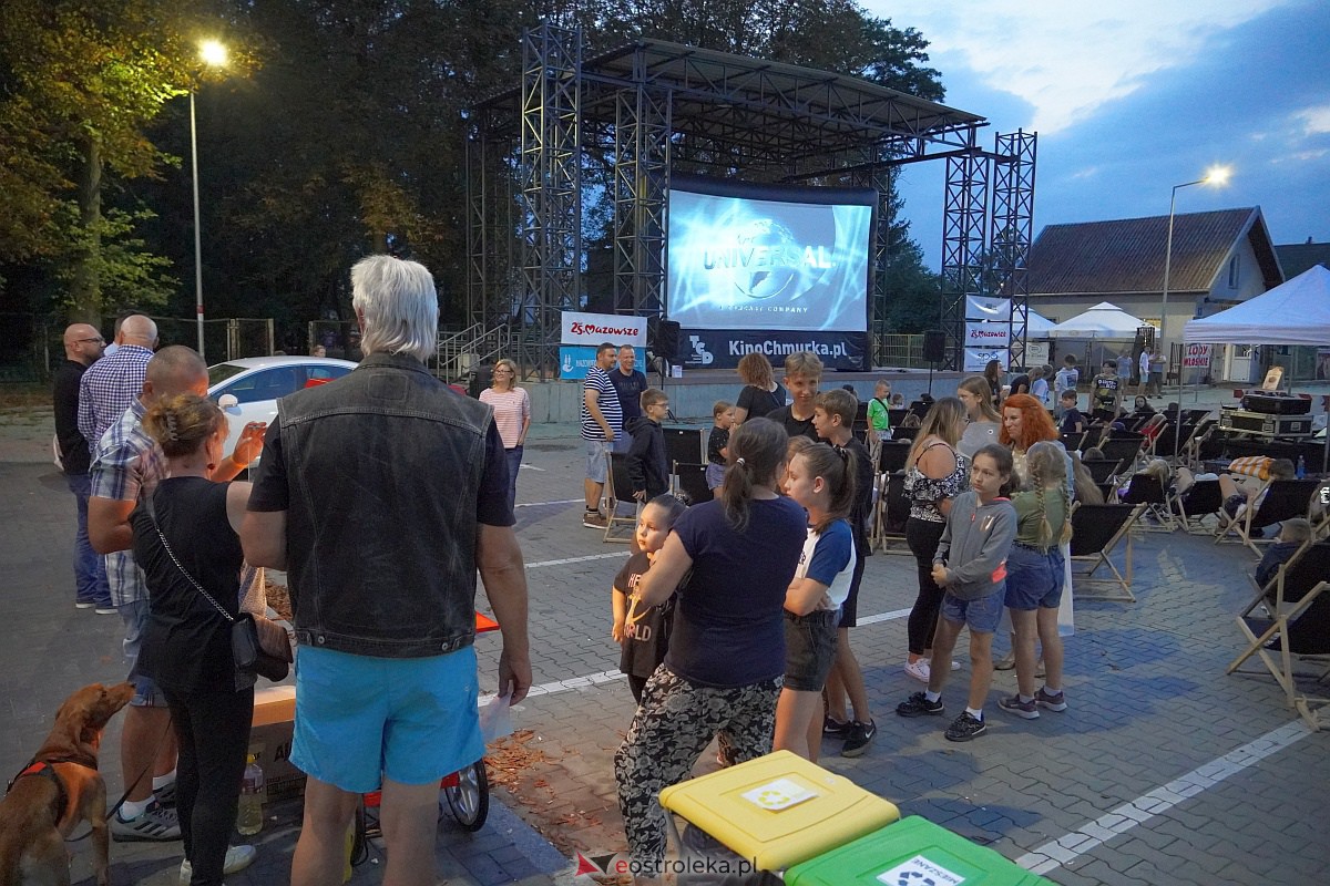 Kino letnie w Ostrołęce. Seans na osiedlu Stacja [29.08.2023] - zdjęcie #59 - eOstroleka.pl