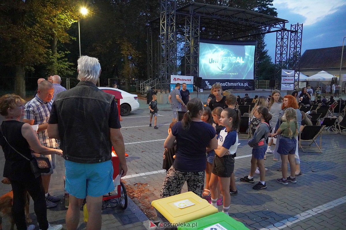 Kino letnie w Ostrołęce. Seans na osiedlu Stacja [29.08.2023] - zdjęcie #58 - eOstroleka.pl