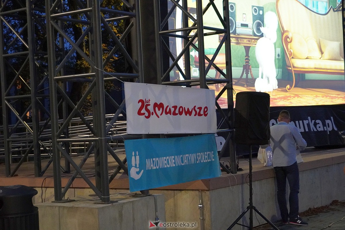Kino letnie w Ostrołęce. Seans na osiedlu Stacja [29.08.2023] - zdjęcie #41 - eOstroleka.pl
